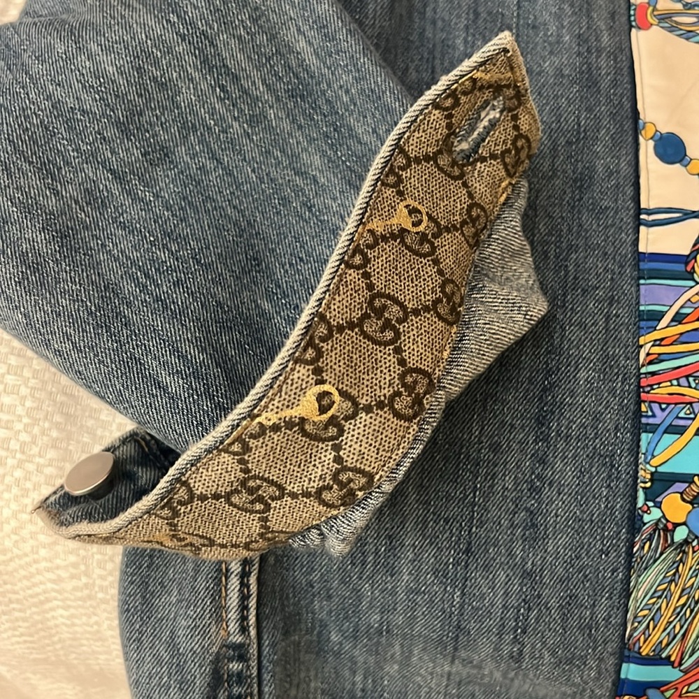 Gorgeous-Denim Jacket with Patterned Collar & cuffs.Silk scarf on back! - Picture 3 of 5